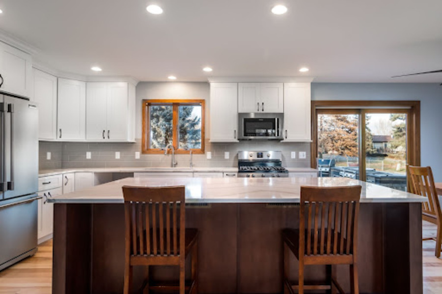 Modern kitchen deals recessed lighting